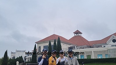 칭다오화산골프장 4명 플레이 딱 입니다.